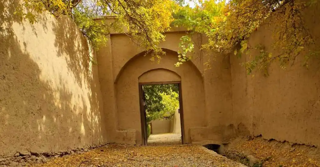 سفر به یزد در پاییز