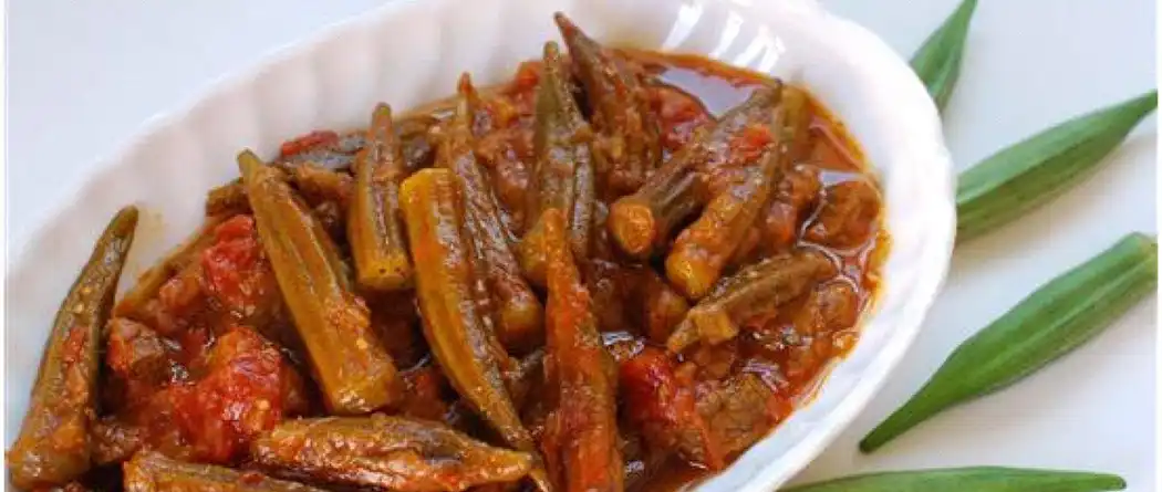 طرز تهیه خورشت بامیه