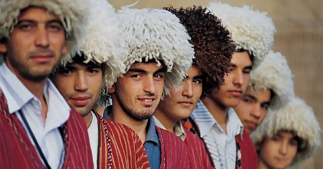 آشنایی با رسوم، جشنواره‌ها و آیین مردم خون‌گرم گلستان