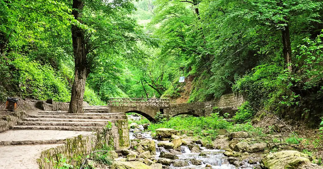 سفر به استان گلستان با اتوبوس، قطار و هواپیما