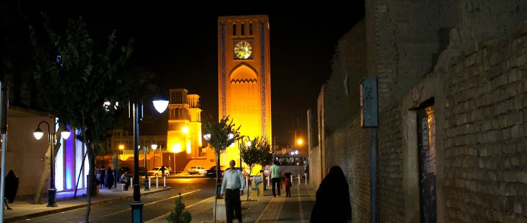 میدان ساعت