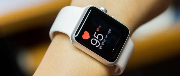 Smartwatch showing heart rate of 95 BPM