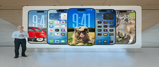 Apple presenter showcasing iOS 26 home screens on iPhones 